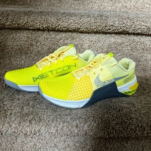 Nike Womens Metcon 8 Trainers Shoes New